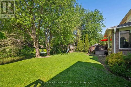 109 Ashberry Place, Waterloo, ON - Outdoor