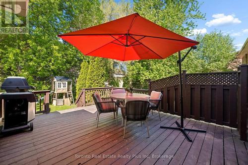 109 Ashberry Place, Waterloo, ON - Outdoor With Deck Patio Veranda With Exterior