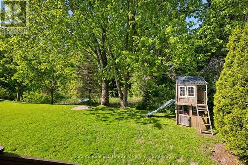 109 Ashberry Place, Waterloo, ON - Outdoor