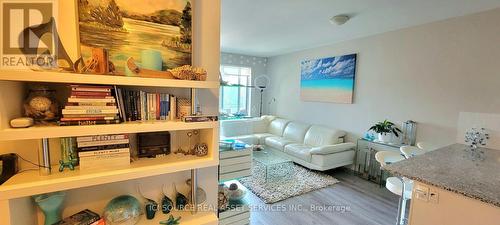 301 - 11611 Yonge Street, Richmond Hill, ON - Indoor