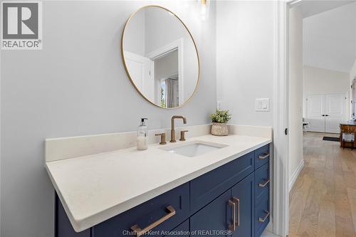 6665 Sixth Line East, Raleigh Township, ON - Indoor Photo Showing Bathroom