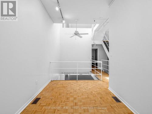 5 - 6 Bartlett Avenue W, Toronto, ON - Indoor