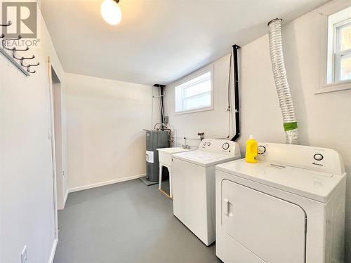 11 Fourth Avenue, Badger, NL - Indoor Photo Showing Laundry Room