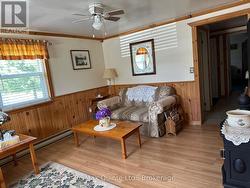 Spacious Living Room - 