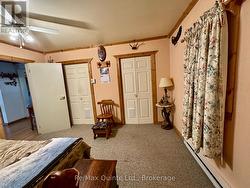 Bdrm 1 - Dbl Closets - 