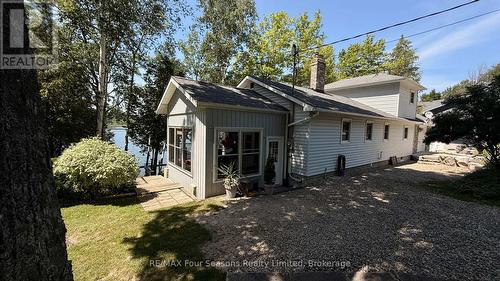 52 SHORE DRIVE  South Bruce Peninsula, ON N0H 1A0