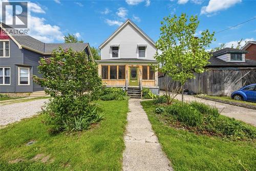 334 VIDAL STREET South  Sarnia, ON N7T 2T9