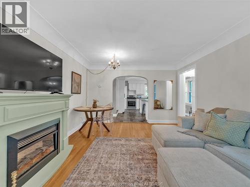 27 Jackson Drive, Chatham, ON - Indoor Photo Showing Living Room With Fireplace