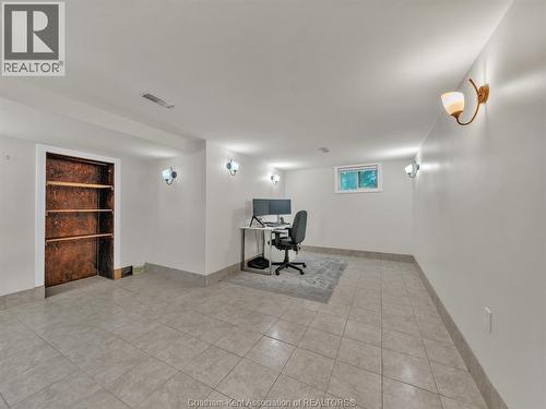 27 Jackson Drive, Chatham, ON - Indoor