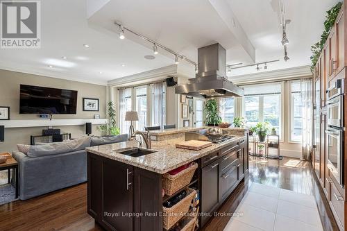 20 - 4135 Shipp Drive Ne, Mississauga, ON - Indoor Photo Showing Kitchen