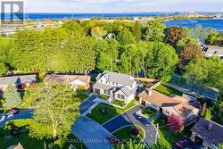 527 ONEIDA DRIVE  Burlington, ON L7T 3T9