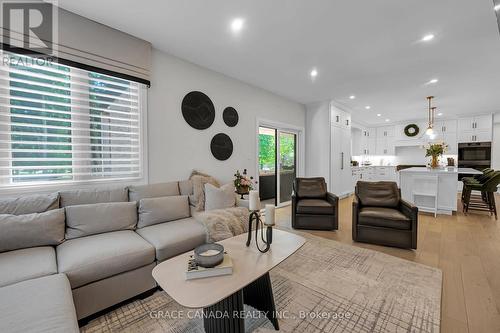 527 Oneida Drive, Burlington, ON 