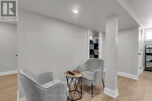 527 Oneida Drive, Burlington, ON 