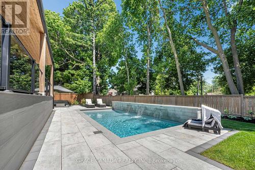 527 Oneida Drive, Burlington, ON 
