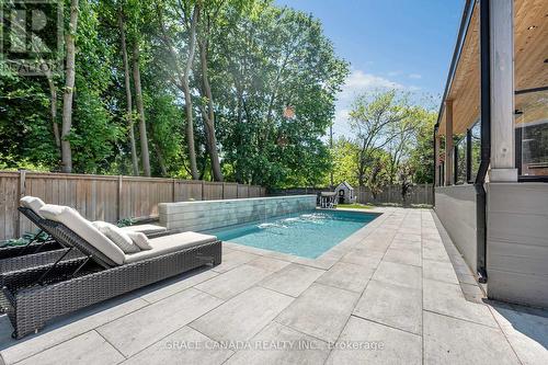 527 Oneida Drive, Burlington, ON 