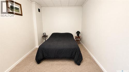 31 Riverbend Crescent, Battleford, SK - Indoor Photo Showing Bedroom
