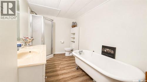 31 Riverbend Crescent, Battleford, SK - Indoor Photo Showing Bathroom