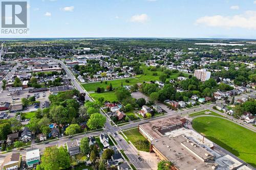 105 5Th Street E, Cornwall, ON 