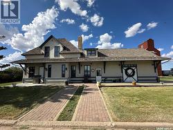 700 Main STREET E Gravelbourg, SK S0H 1X0