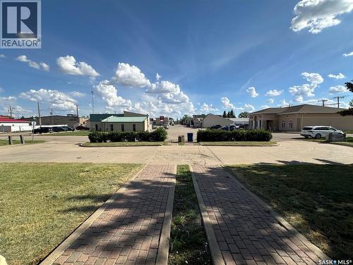 700 Main Street E, Gravelbourg, SK - Outdoor