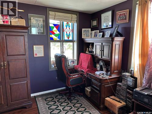 700 Main Street E, Gravelbourg, SK - Indoor