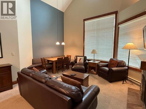 4559 Timberline Crescent Unit# 545A, Fernie, BC - Indoor Photo Showing Living Room
