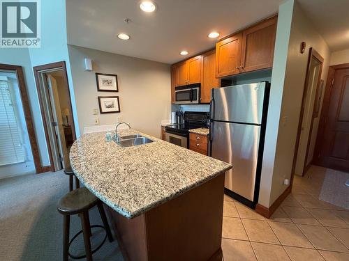 4559 Timberline Crescent Unit# 545A, Fernie, BC - Indoor Photo Showing Kitchen With Double Sink
