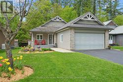 7 STONEHENGE COURT  Bracebridge (Macaulay), ON P1L 1N2