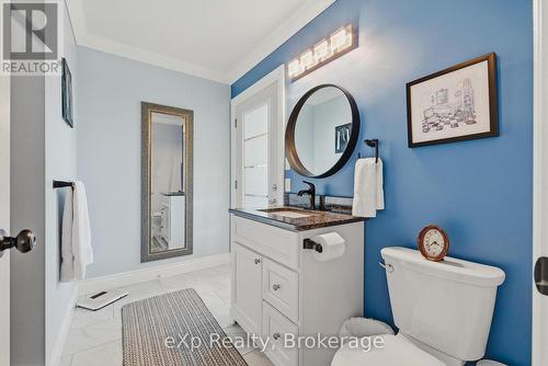 3-pc En-suite with walk-out to covered back patio - 100 Harris Crescent, Southgate, ON - Indoor Photo Showing Bathroom