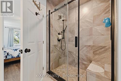 100 Harris Crescent, Southgate, ON - Indoor Photo Showing Bathroom