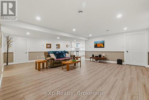 Walk-up to garage - 100 Harris Crescent, Southgate, ON - Indoor