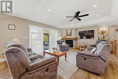 100 Harris Crescent, Southgate, ON - Indoor Photo Showing Living Room With Fireplace