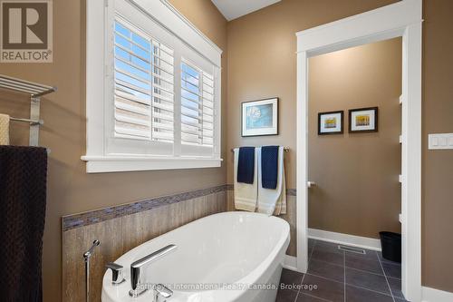 Main Floor Bathroom - 208 Snowberry Lane, Georgian Bluffs, ON 