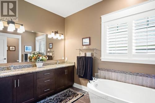 Main Floor Bathroom - 208 Snowberry Lane, Georgian Bluffs, ON 