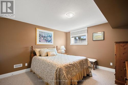 208 Snowberry Lane, Georgian Bluffs, ON 