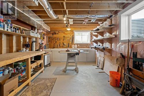208 Snowberry Lane, Georgian Bluffs, ON 