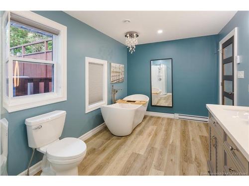 26 Alexander Ave, Moncton, NB 