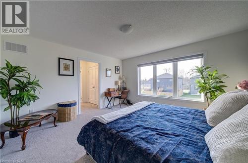 46 Simona Avenue, Wasaga Beach, ON - Indoor Photo Showing Bedroom