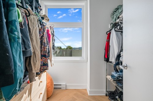 Penderie (Walk-in) - 204-14 Rue Chapleau, Terrebonne (Terrebonne), QC - Indoor With Storage