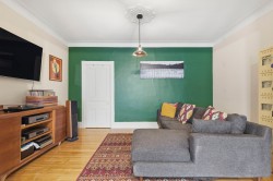 Salon - 