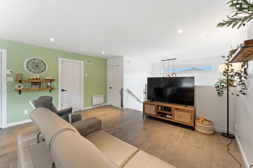 Living Room - 205 Rue De L'Arctique, Cowansville, QC - Indoor Photo Showing Living Room