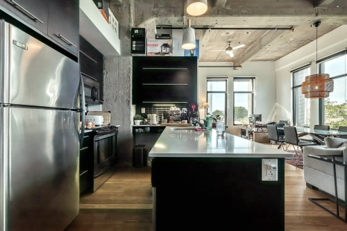 Cuisine - 349-3700 Rue St-Antoine O., Montréal (Le Sud-Ouest), QC - Indoor Photo Showing Kitchen With Upgraded Kitchen