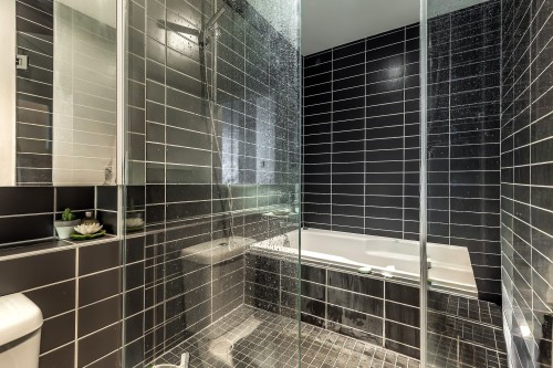 Salle d'eau - 349-3700 Rue St-Antoine O., Montréal (Le Sud-Ouest), QC - Indoor