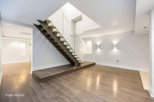 2904-2045 Lake Shore Boulevard W, Toronto, ON - Indoor Photo Showing Other Room