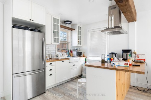 64 Pelmo Crescent, Toronto, ON - Indoor Photo Showing Kitchen