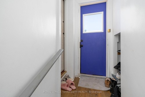 64 Pelmo Crescent, Toronto, ON - Indoor Photo Showing Other Room