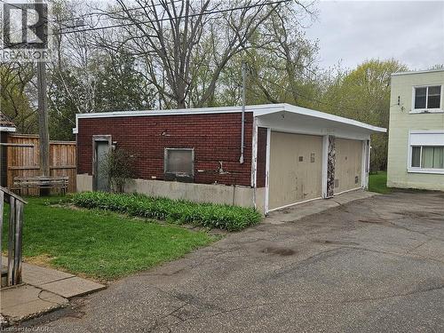 152 Homewood Avenue, Kitchener, ON - Outdoor