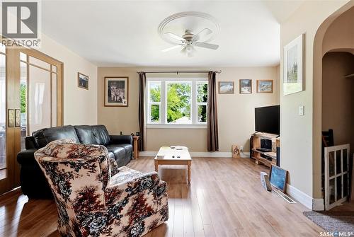 340 Charles Street, Asquith, SK - Indoor Photo Showing Living Room