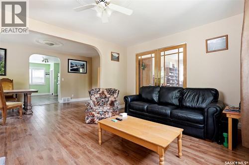 340 Charles Street, Asquith, SK - Indoor Photo Showing Living Room