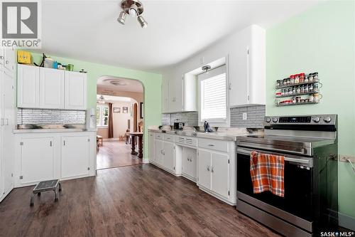 340 Charles Street, Asquith, SK - Indoor Photo Showing Kitchen